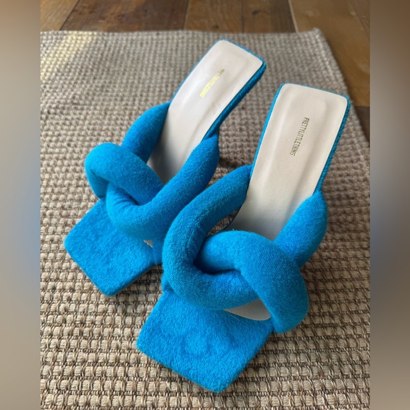 NWOB Pretty Little Thing Blue Terry Cloth Heels - Picture 1 of 11